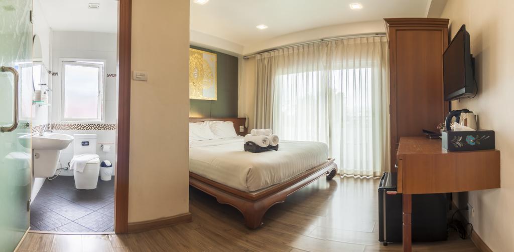 Hotel Eastgate Chiang Mai Esterno foto